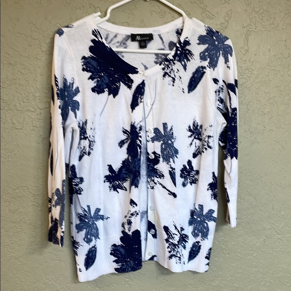 AB Studio White and Blue Knit Top